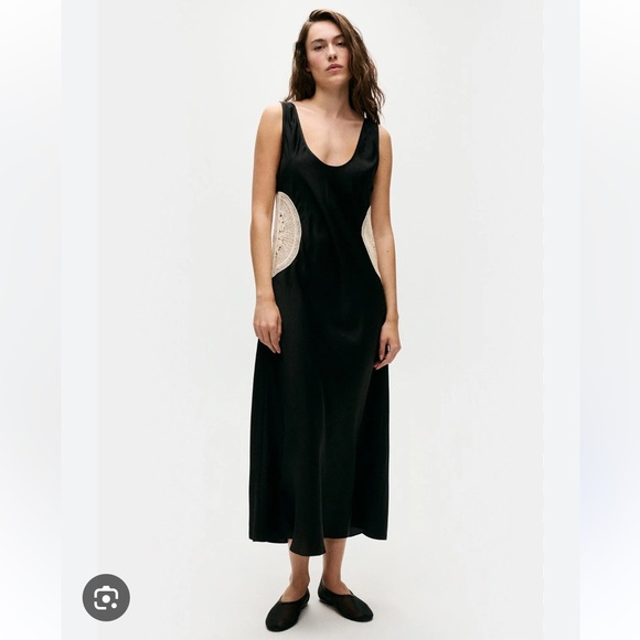 Silk Laundry Doilies Scoop Neck Dress - black - Picture 2 of 10